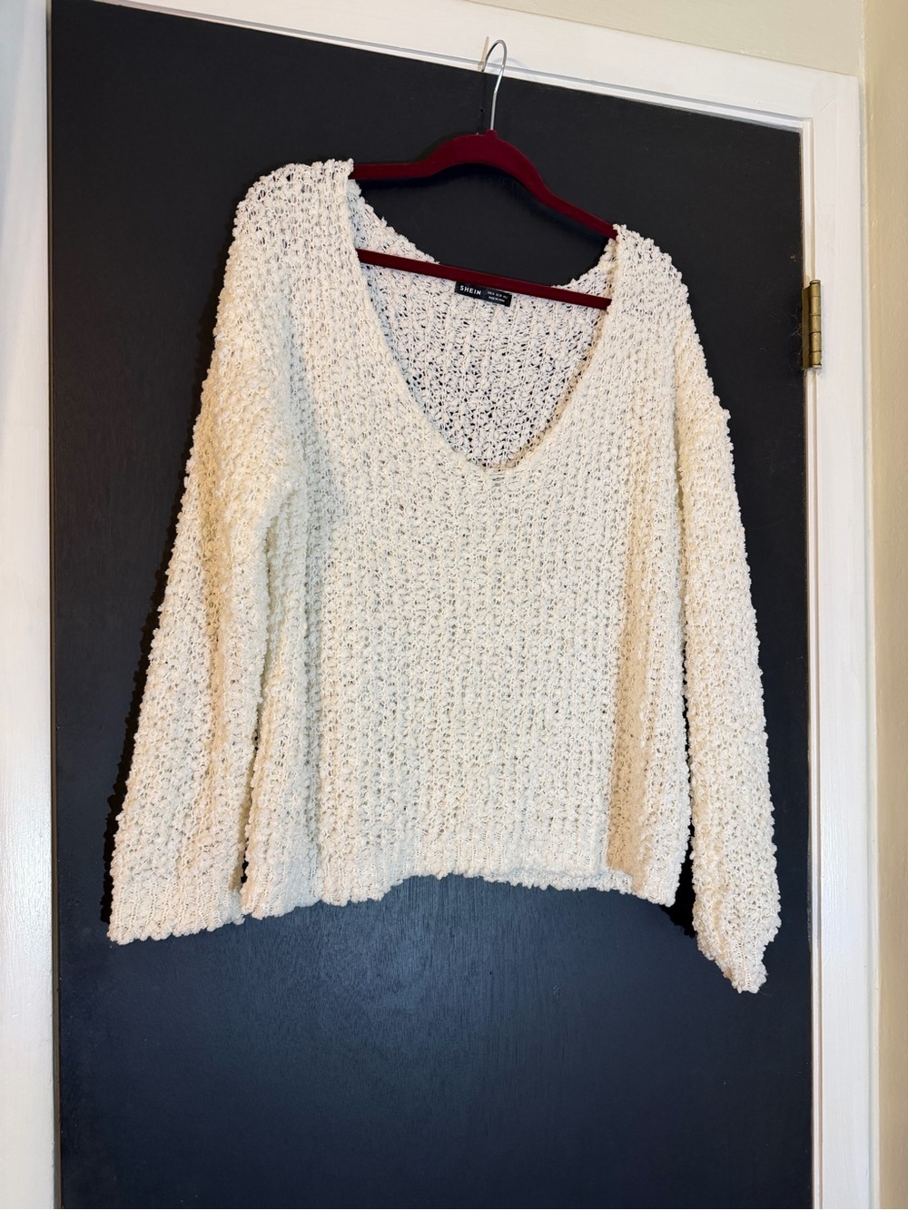 White Textured V-Neck Knit Sweater oversized balletcire medium